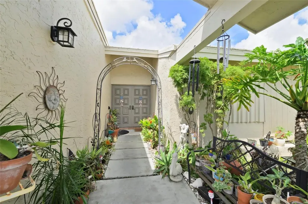 22349 Treetop Circle Boca Raton FL 33433
