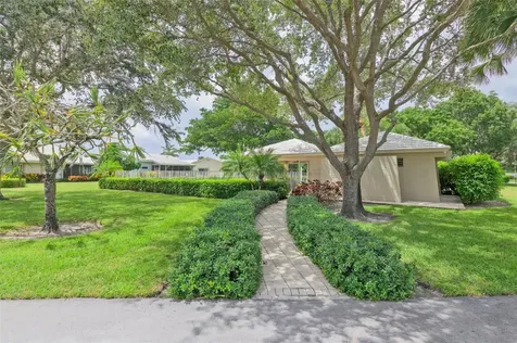 22349 Treetop Circle Boca Raton FL 33433