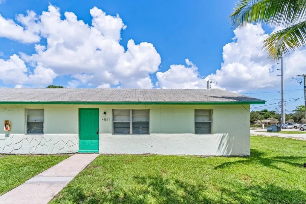 4781 Gulfstream Road Lake Worth FL 33461