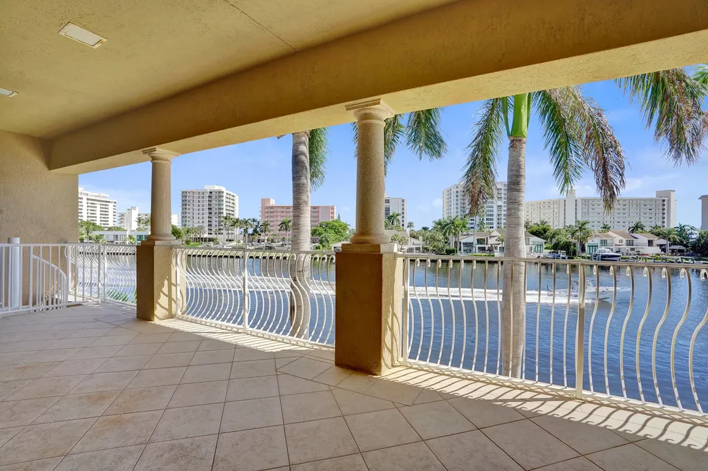 612 Admirals Way Delray Beach FL 33483