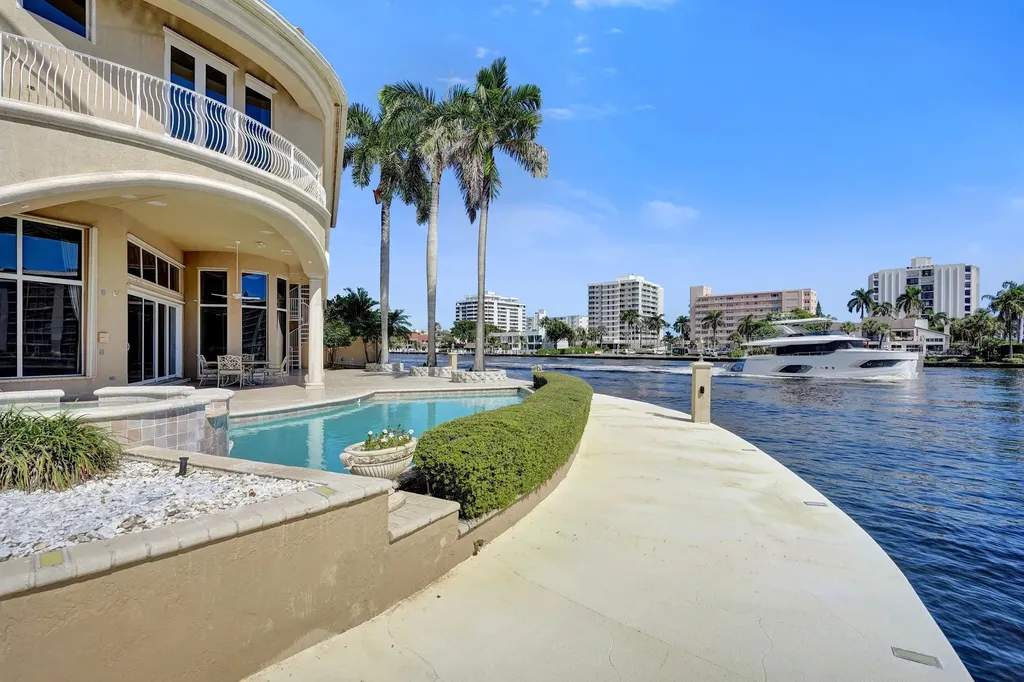 612 Admirals Way Delray Beach FL 33483