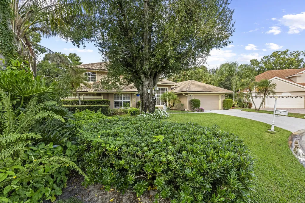 1402 SW Bent Pine Cove Port St Lucie FL 34986