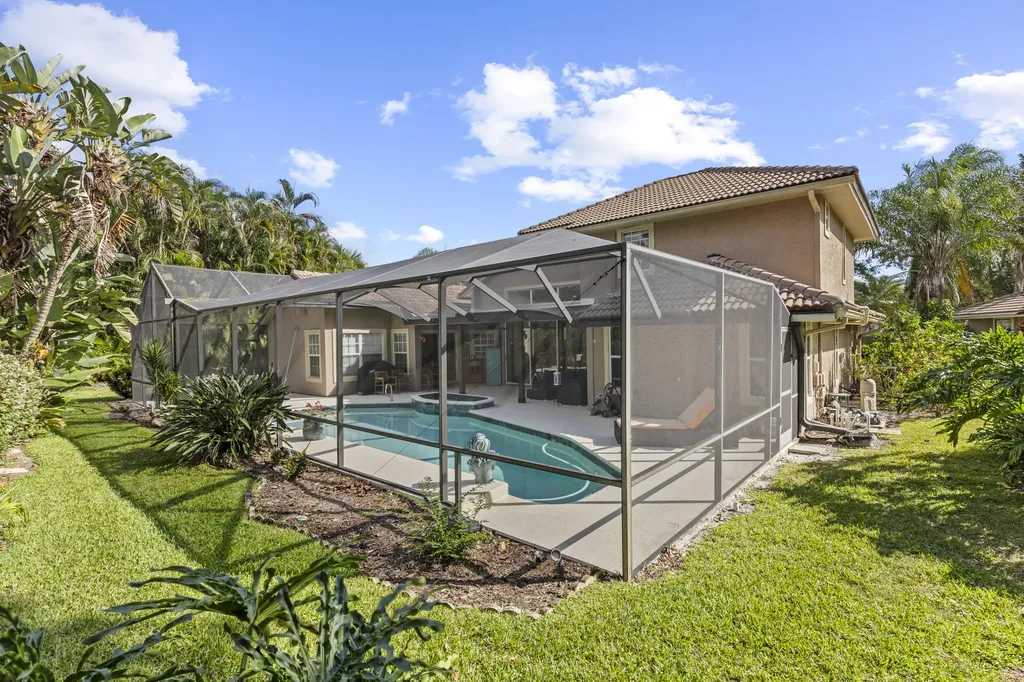1402 SW Bent Pine Cove Port St Lucie FL 34986