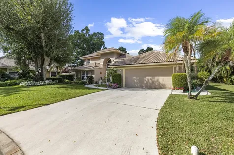 1402 SW Bent Pine Cove Port St Lucie FL 34986