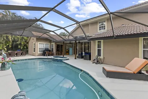 1402 SW Bent Pine Cove Port St Lucie FL 34986