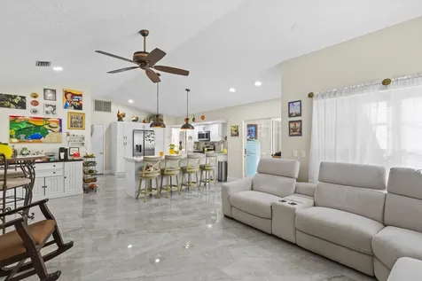 1402 SW Bent Pine Cove Port St Lucie FL 34986