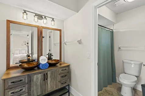 1402 SW Bent Pine Cove Port St Lucie FL 34986