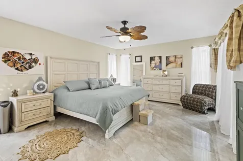 1402 SW Bent Pine Cove Port St Lucie FL 34986