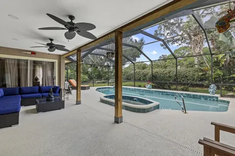 1402 SW Bent Pine Cove Port St Lucie FL 34986