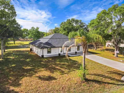 7542 NW 83rd Court Okeechobee FL 34972