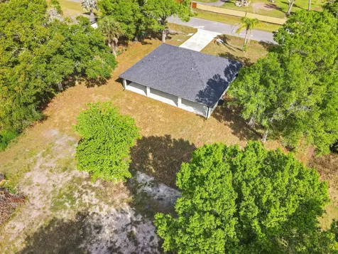 7542 NW 83rd Court Okeechobee FL 34972