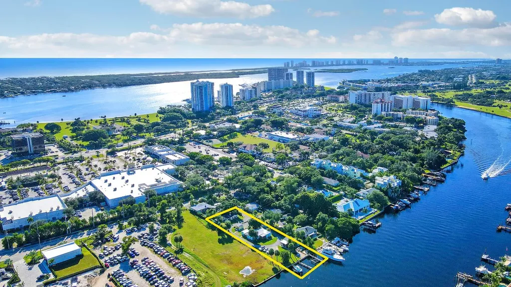 2031 Melody Lane Palm Beach Gardens FL 33410
