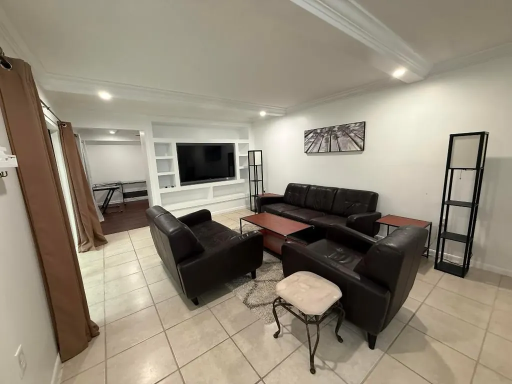 2410 24th Lane Palm Beach Gardens FL 33418