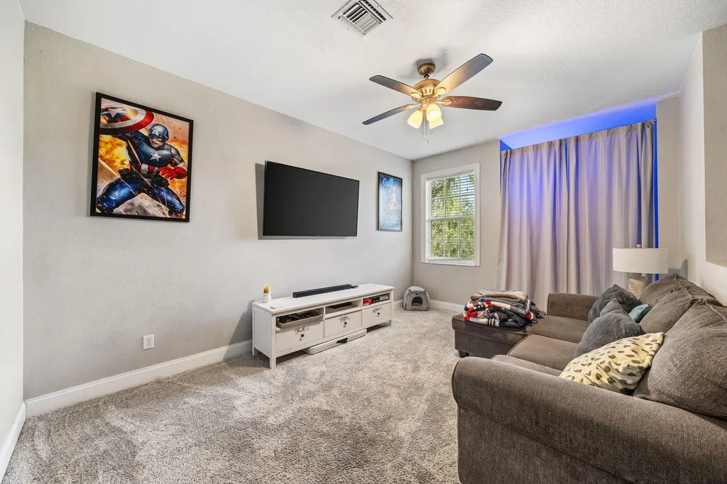 1003 NW Leonardo Circle Port St Lucie FL 34986
