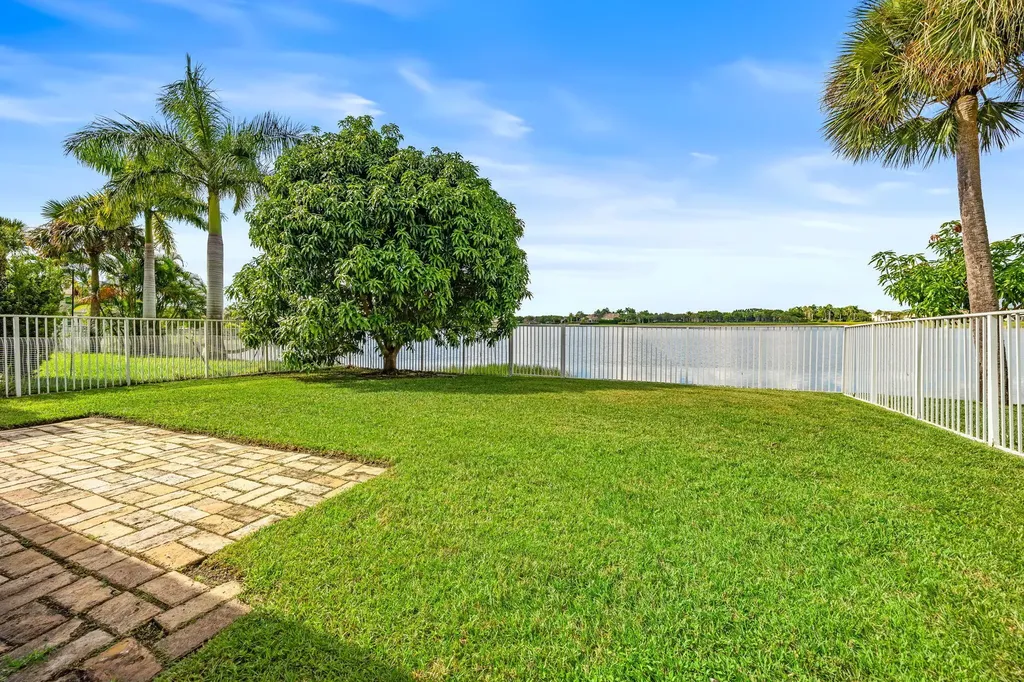 1003 NW Leonardo Circle Port St Lucie FL 34986