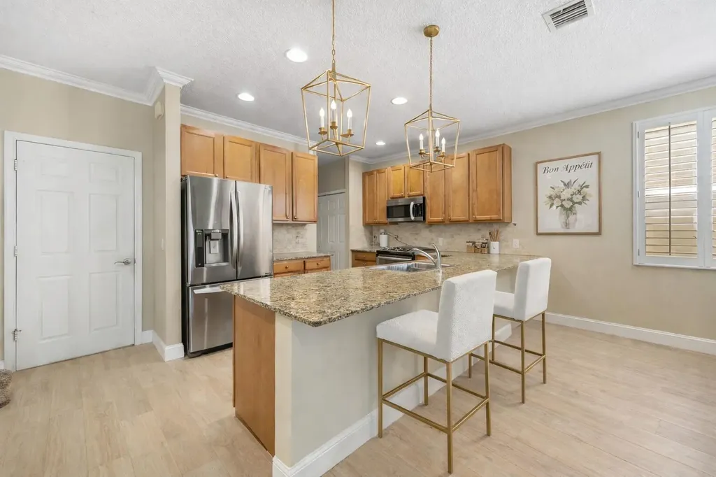 1003 NW Leonardo Circle Port St Lucie FL 34986