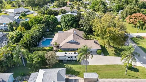 2138 SE Herron Avenue Port St Lucie FL 34952