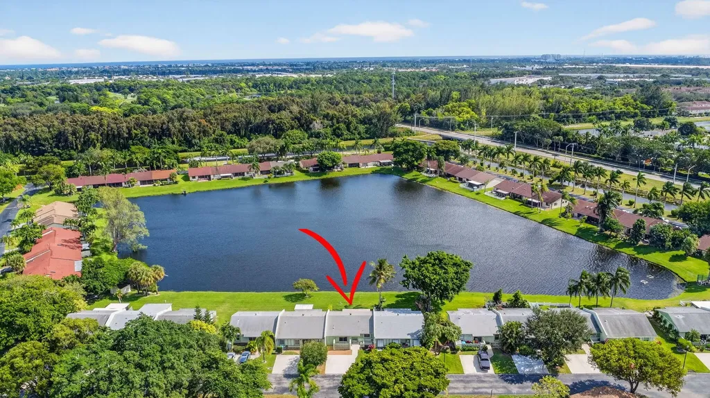 20 Camden Lane Boynton Beach FL 33426