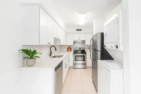 13924 Via Flora Delray Beach FL 33484