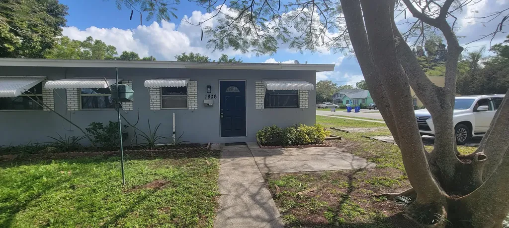 1806 22nd Avenue Vero Beach FL 32960
