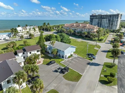 670 Hernando Street Fort Pierce FL 34949