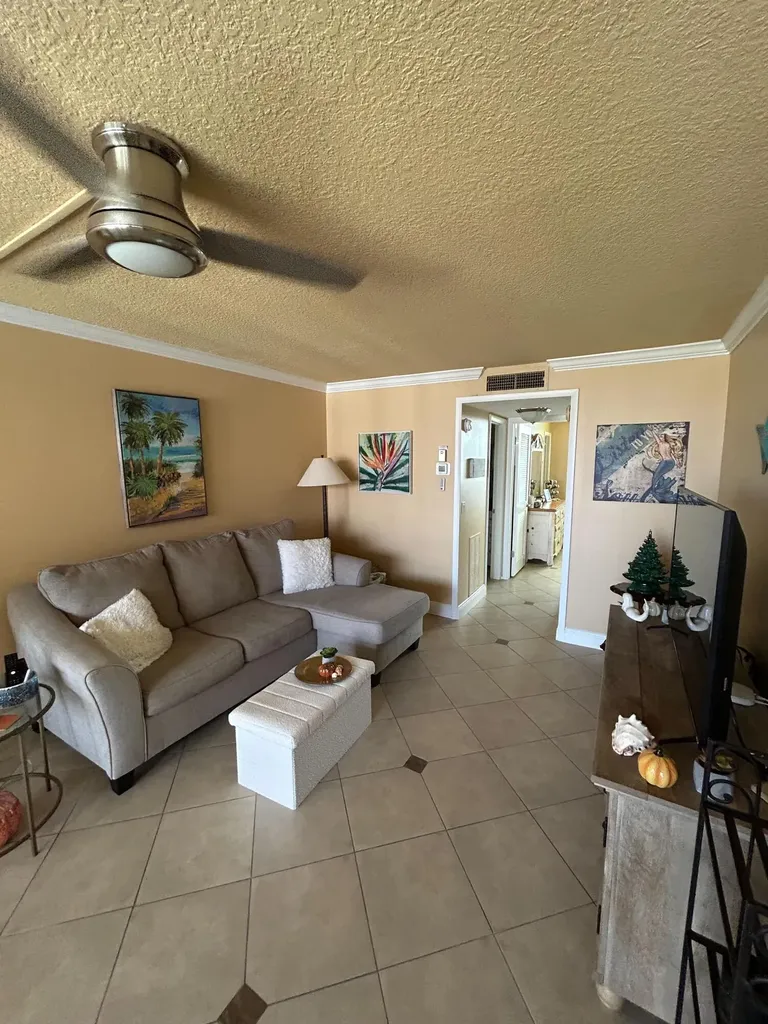 2829 Florida Boulevard Delray Beach FL 33483