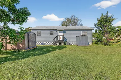 1140 11th Terrace SW Vero Beach FL 32962