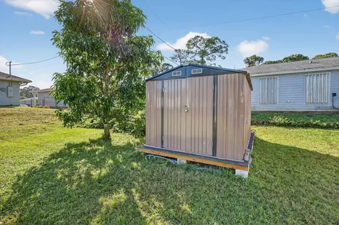 1140 11th Terrace SW Vero Beach FL 32962