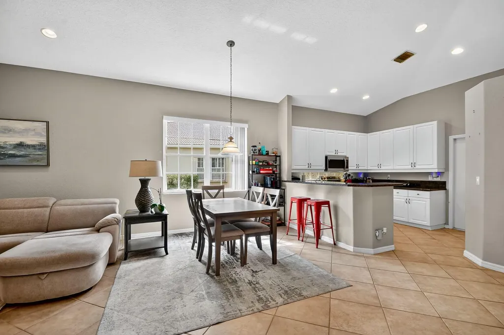 2544 Sandy Cay West Palm Beach FL 33411