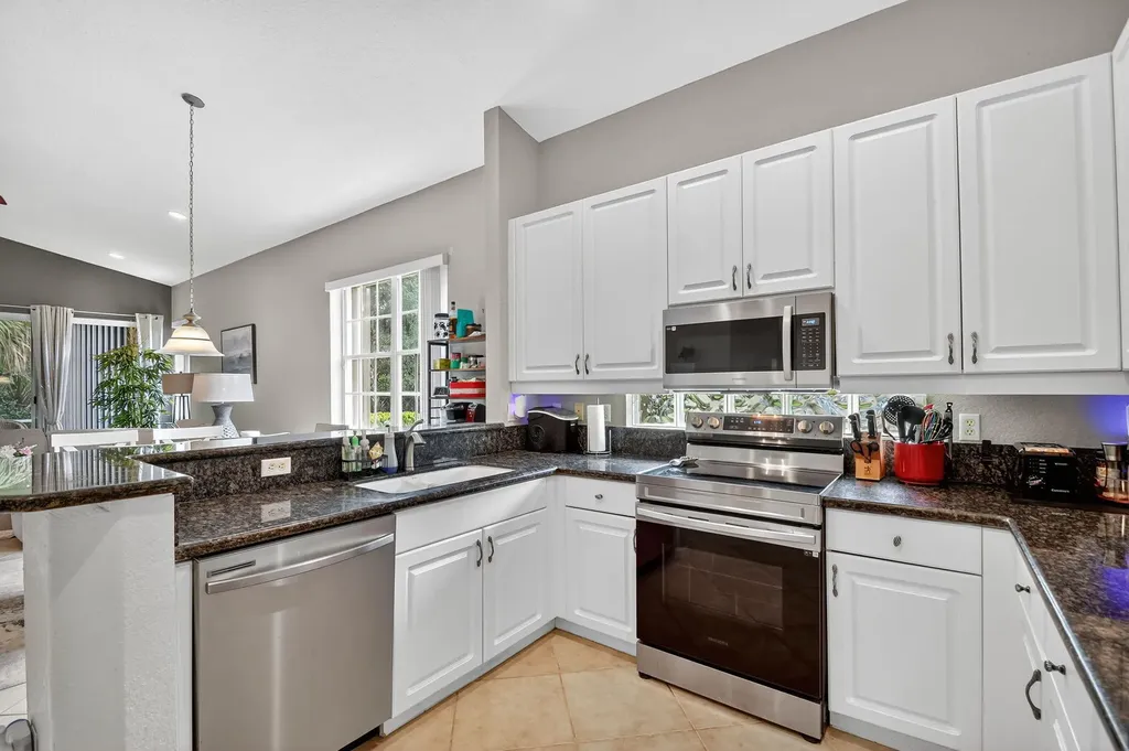 2544 Sandy Cay West Palm Beach FL 33411