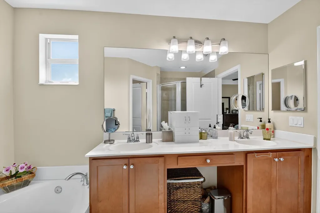 7476 Sarentino Lane Boynton Beach FL 33437