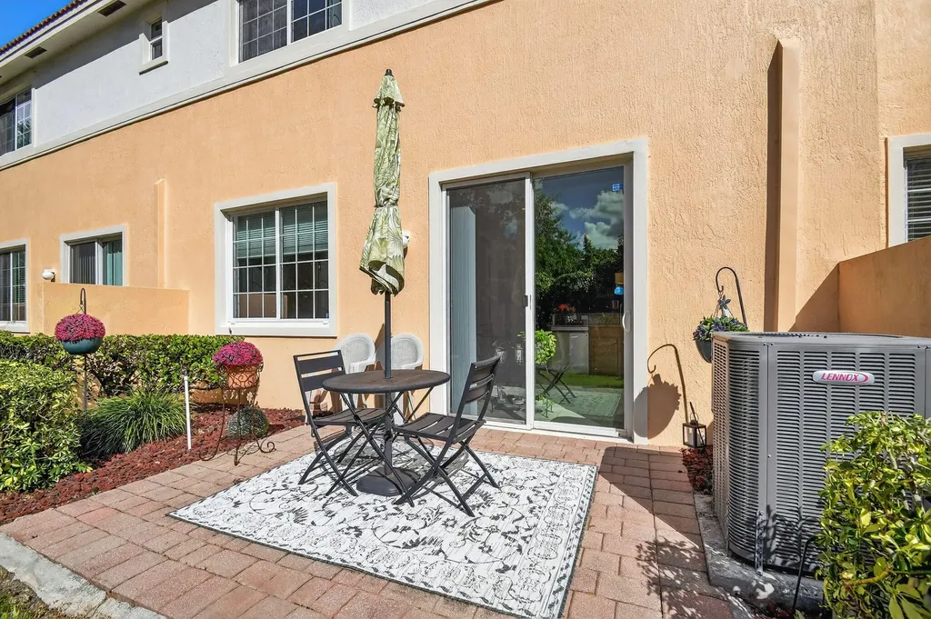 7476 Sarentino Lane Boynton Beach FL 33437