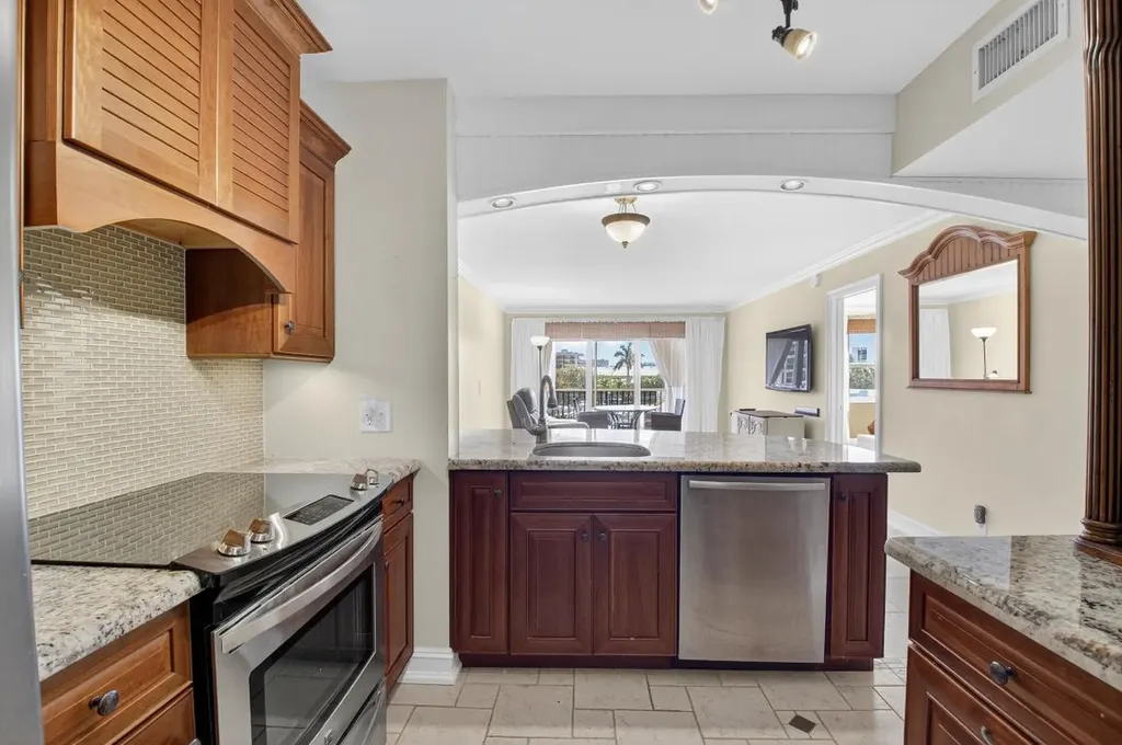 2871 N Ocean Boulevard Boca Raton FL 33431