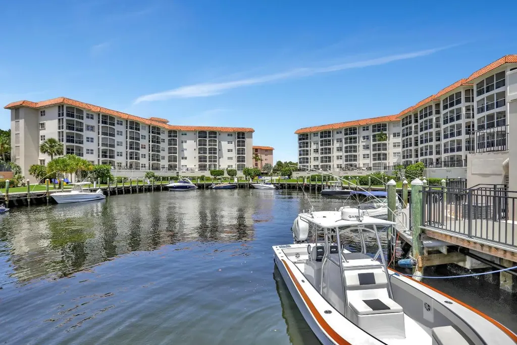 2871 N Ocean Boulevard Boca Raton FL 33431