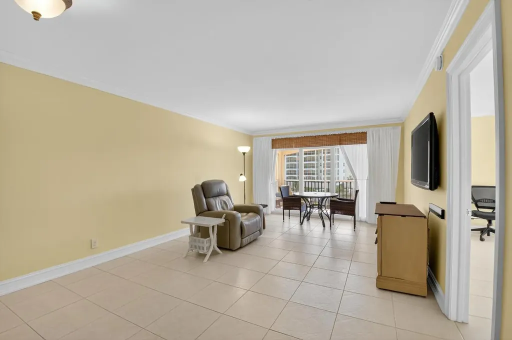 2871 N Ocean Boulevard Boca Raton FL 33431