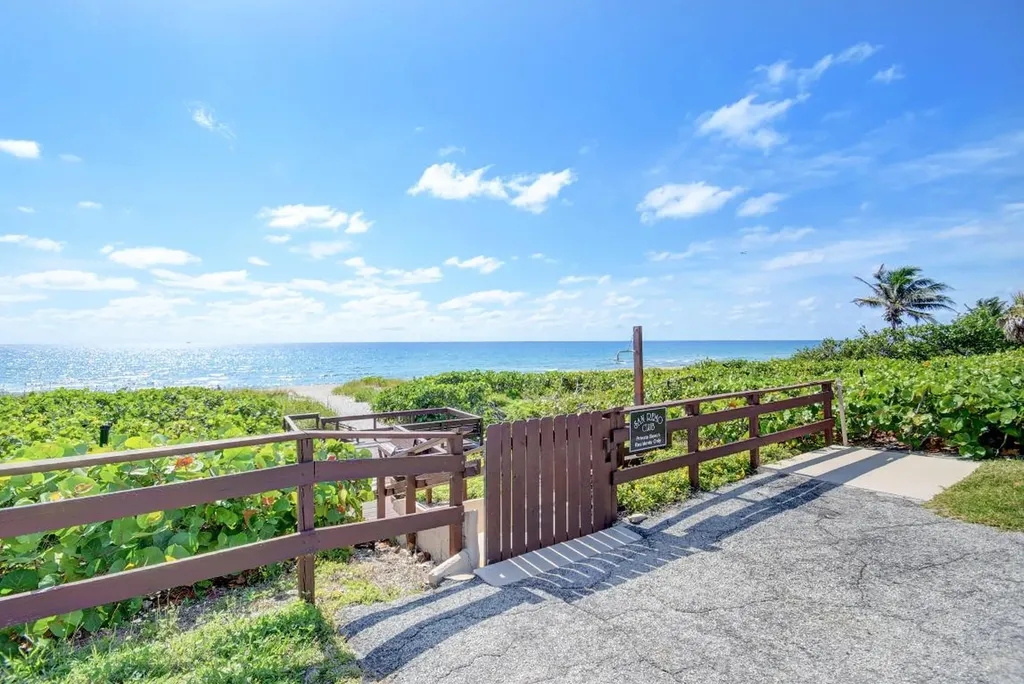 2871 N Ocean Boulevard Boca Raton FL 33431