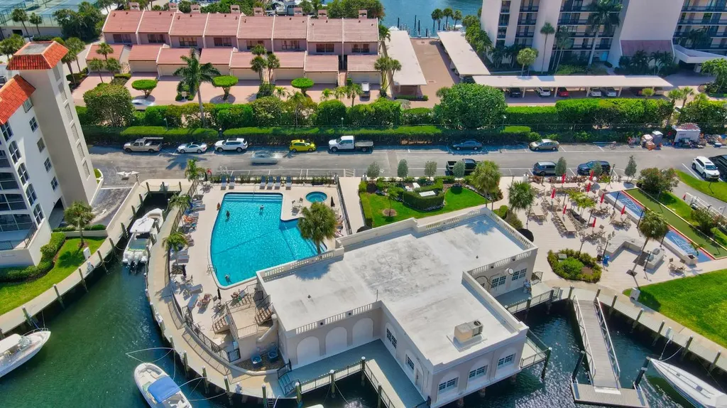 2871 N Ocean Boulevard Boca Raton FL 33431