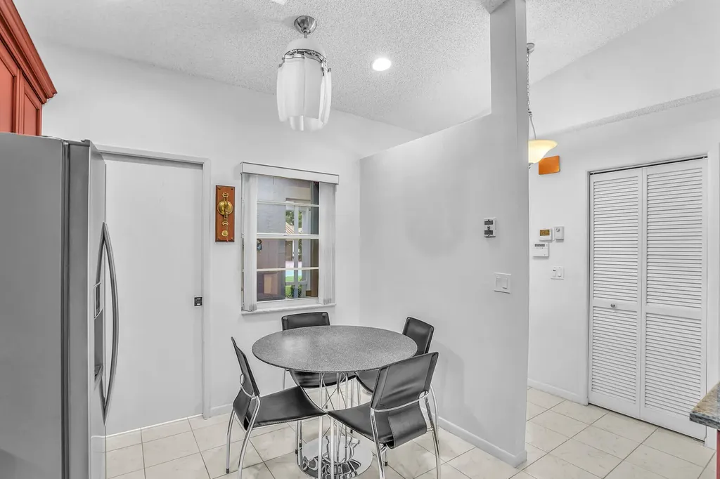 6099 Waldwick Circle Delray Beach FL 33484