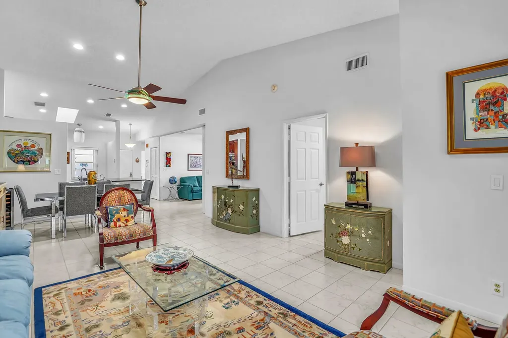 6099 Waldwick Circle Delray Beach FL 33484