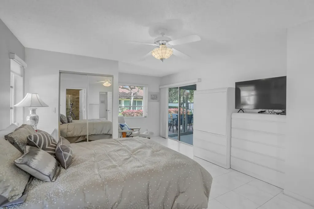 6099 Waldwick Circle Delray Beach FL 33484