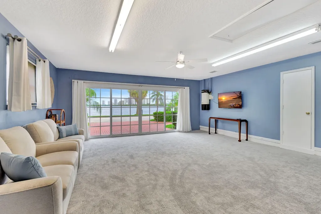 1141 Pine Point Road West Palm Beach FL 33404