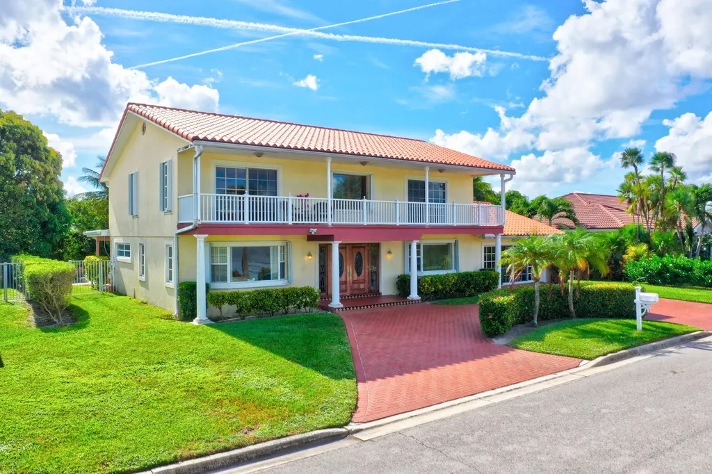 1141 Pine Point Road West Palm Beach FL 33404