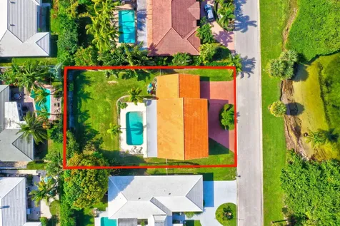 1141 Pine Point Road West Palm Beach FL 33404
