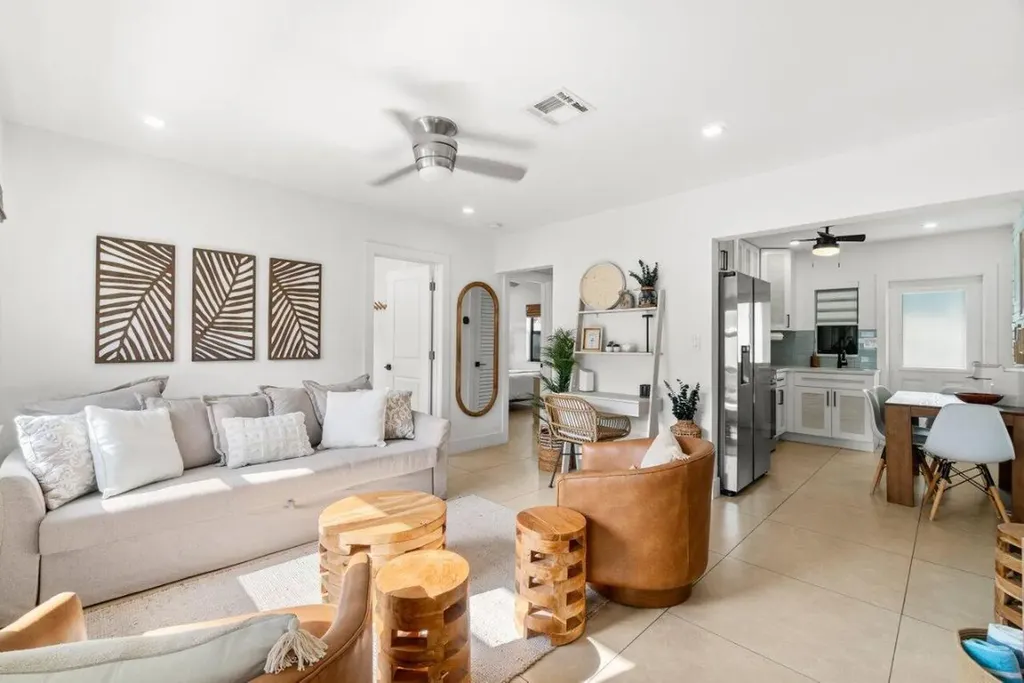 217 NE 11th Street Delray Beach FL 33444
