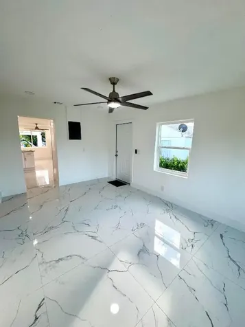 848 W 4th Street Riviera Beach FL 33404
