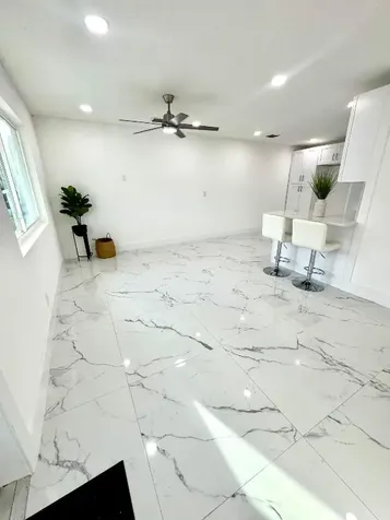 848 W 4th Street Riviera Beach FL 33404