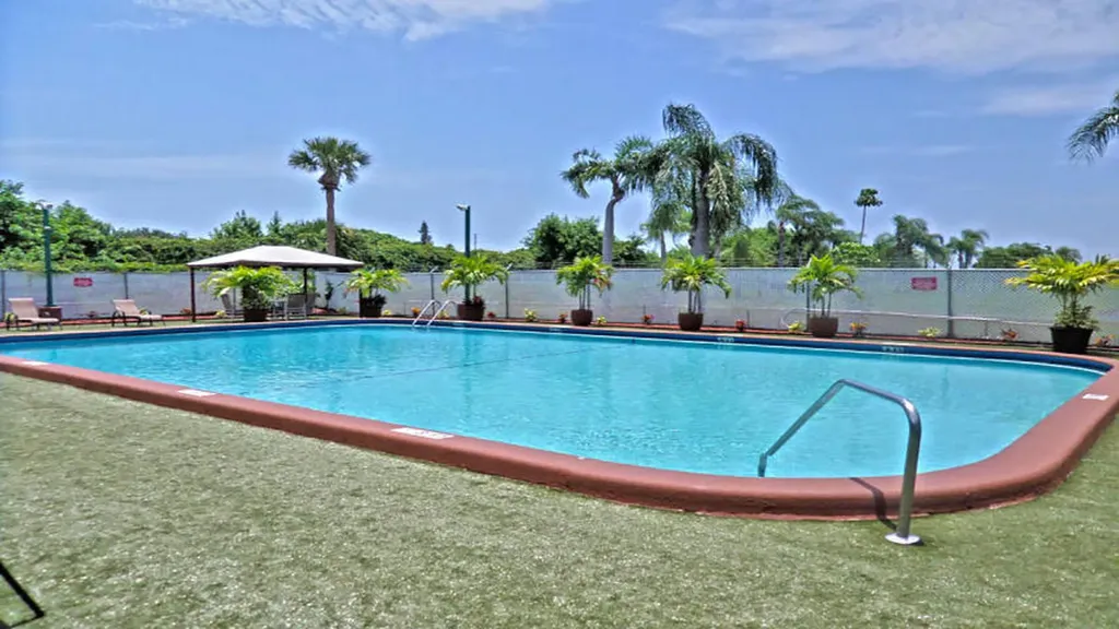 23 Crossings Circle Boynton Beach FL 33435