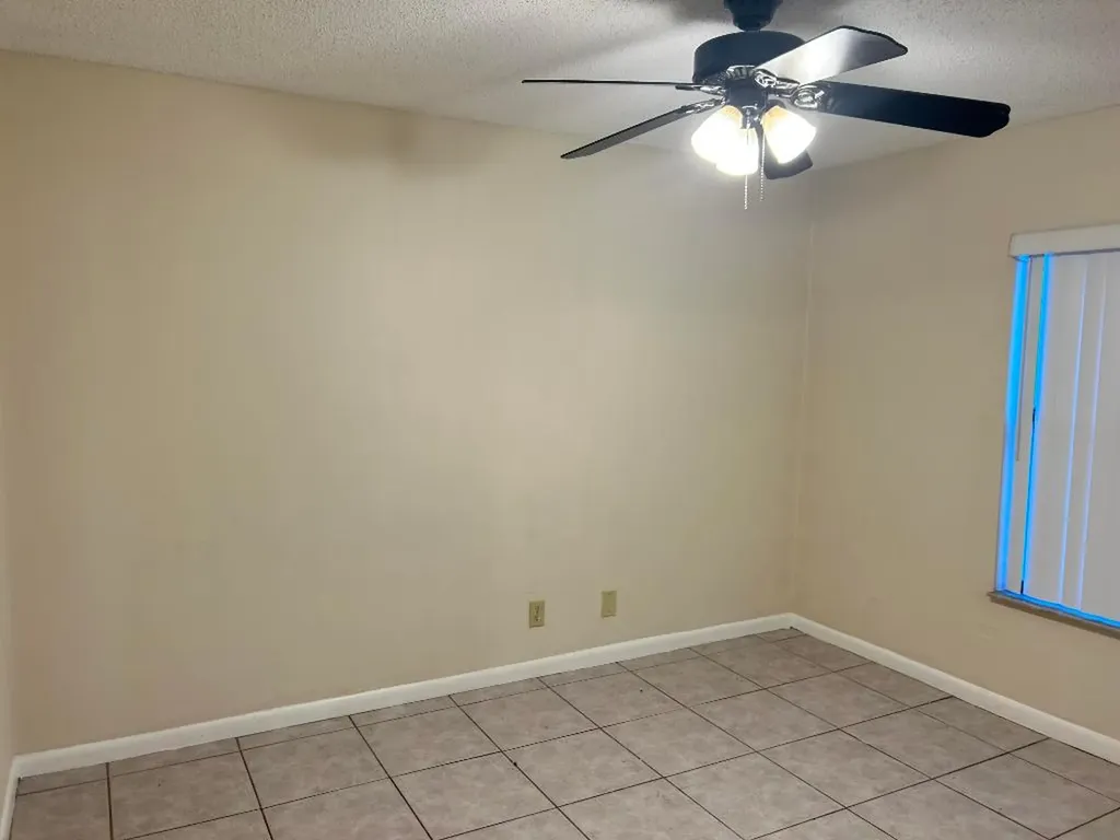 23 Crossings Circle Boynton Beach FL 33435