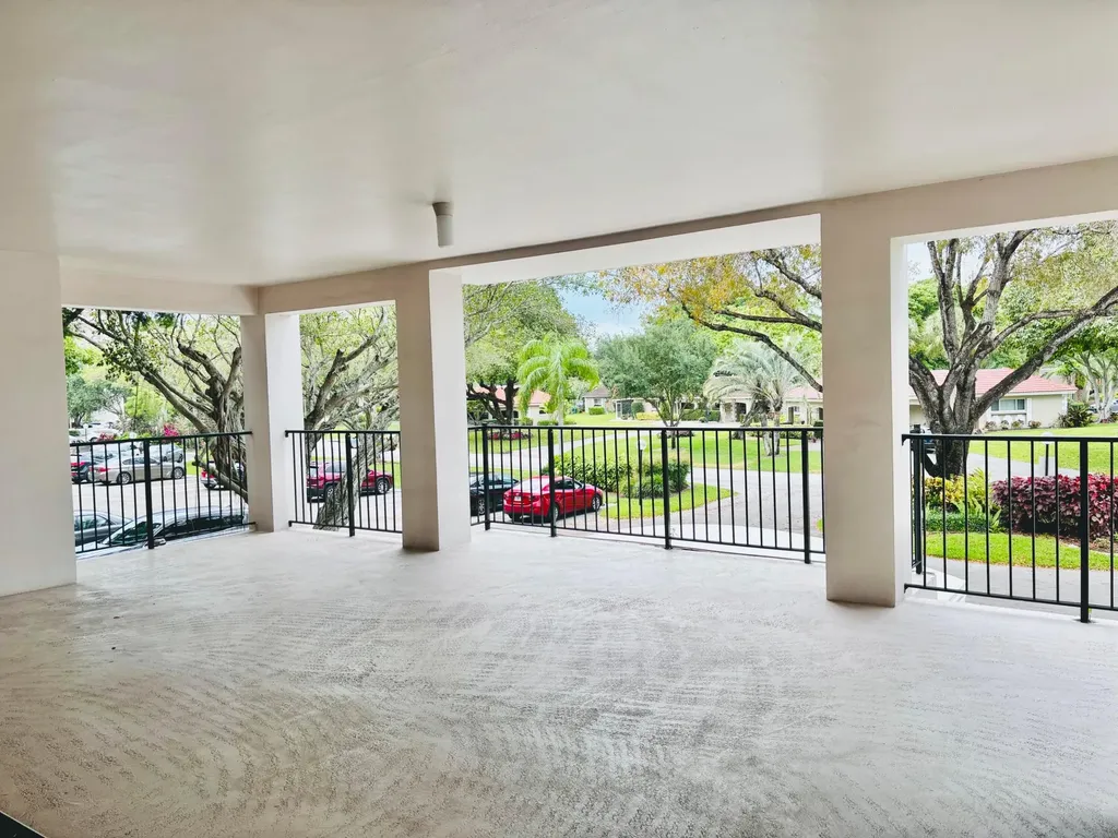 2900 N Palm Aire Drive Pompano Beach FL 33069