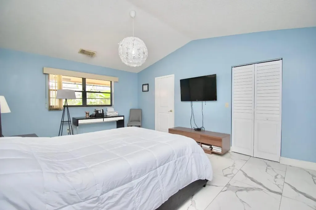 23301 Barlake Drive Boca Raton FL 33433